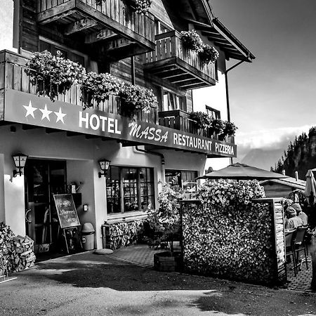 Hotel Massa Blatten bei Naters Bagian luar foto