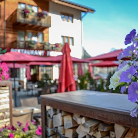 Hotel Massa Blatten bei Naters Bagian luar foto
