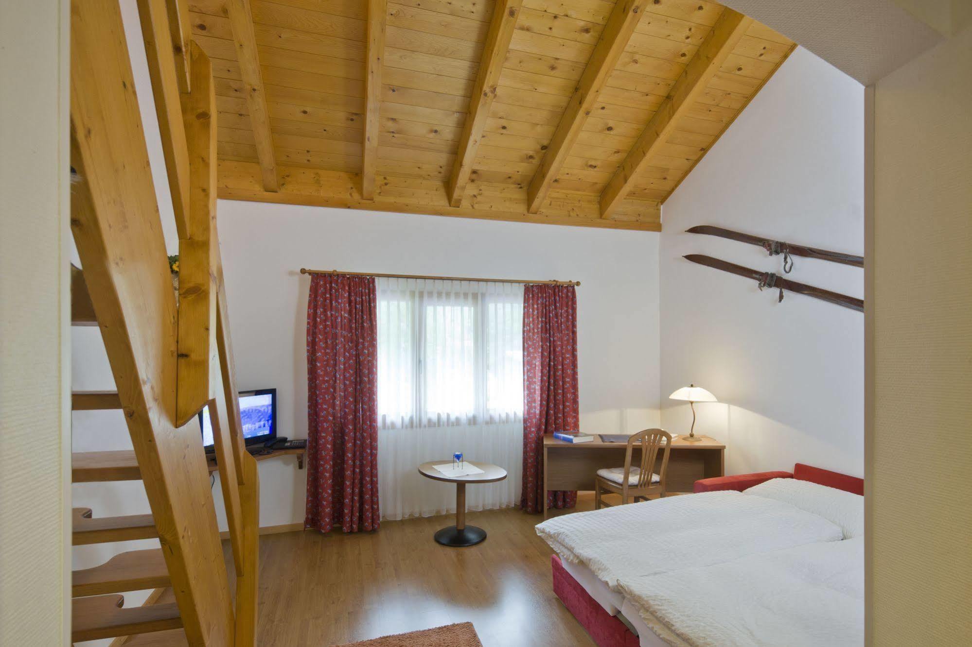 Hotel Massa Blatten bei Naters Bagian luar foto